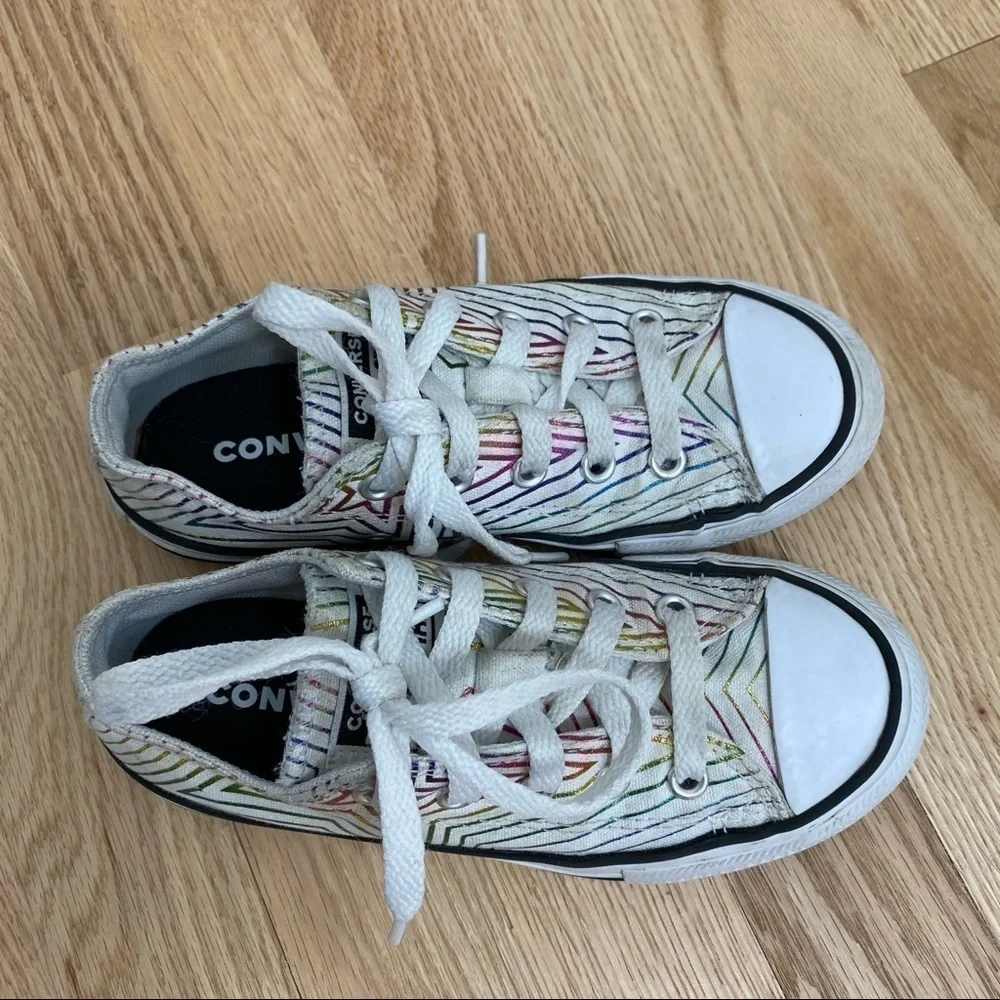 Converse Rainbow Star Print Sneakers Sz 12 Kids